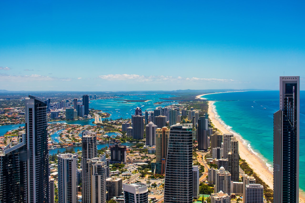 4 Considerations – Is Gold Coast Safe At Night? [2023]